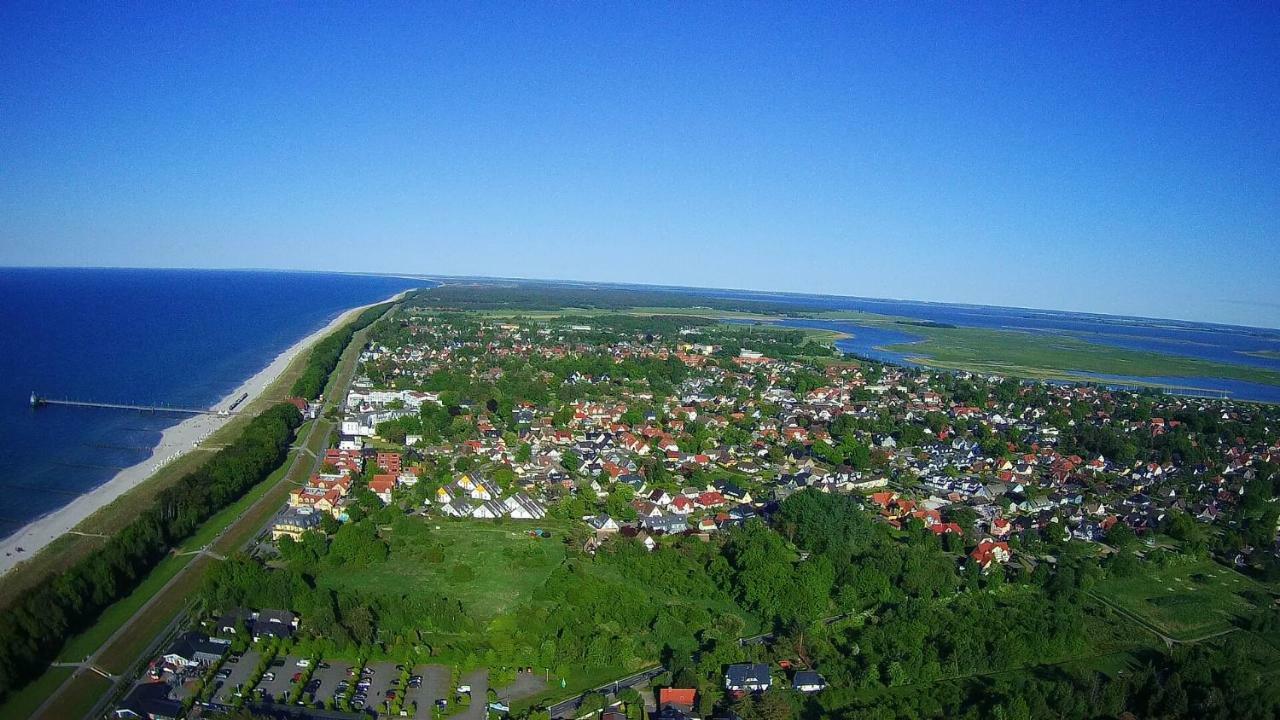 Haus Nadine Apartment Zingst Luaran gambar